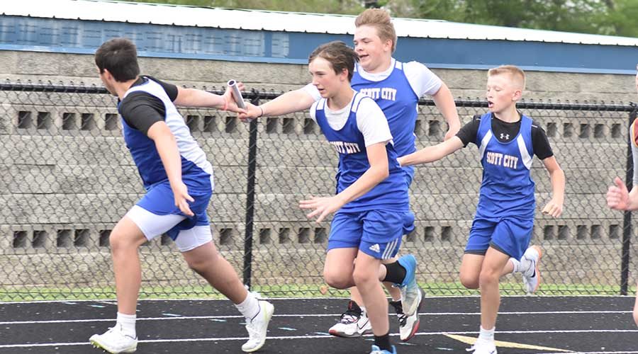 Middle School Track Photo 25-26